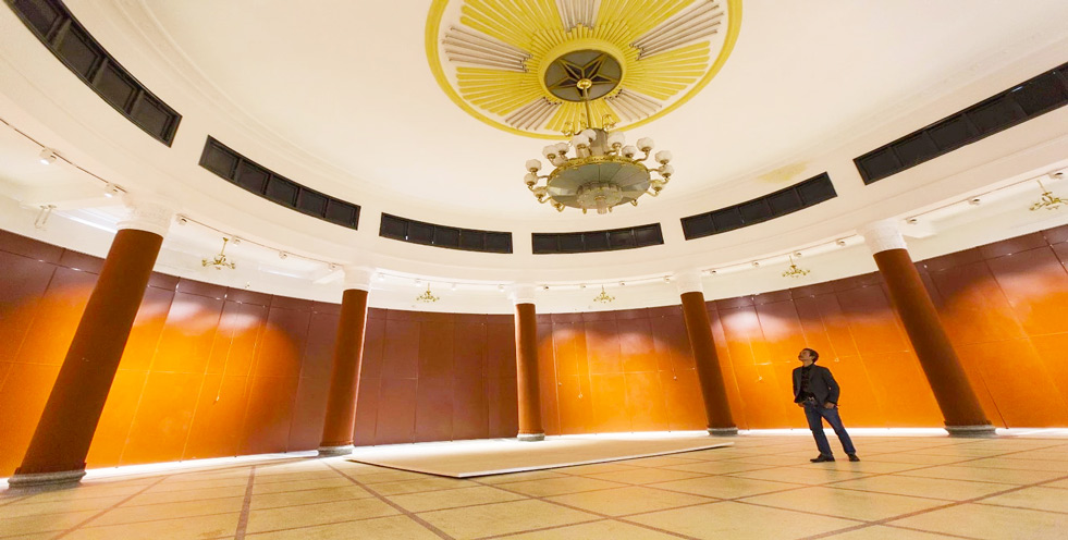 云南昆明美術(shù)館活動隔斷安裝項目